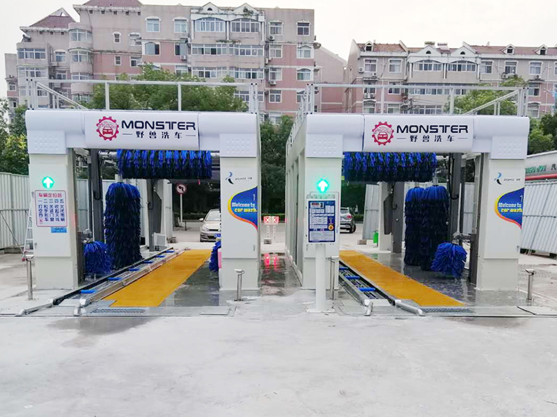 金龙隧道式洗车机CC-670