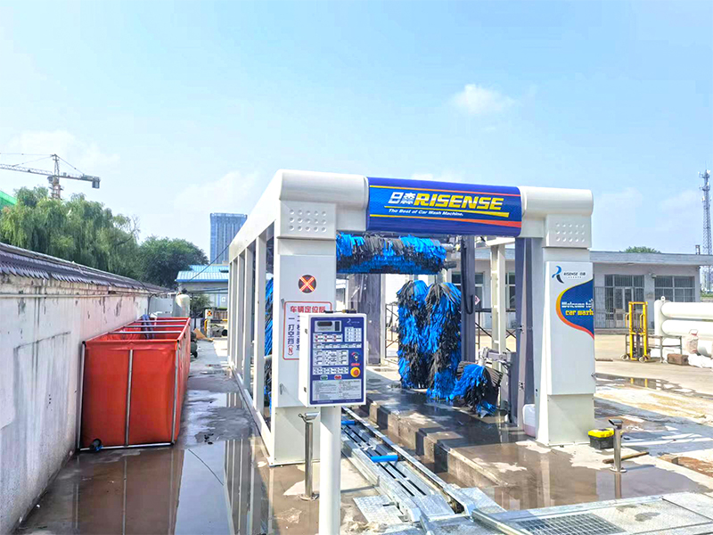 Tunnel car wash machine CC-670