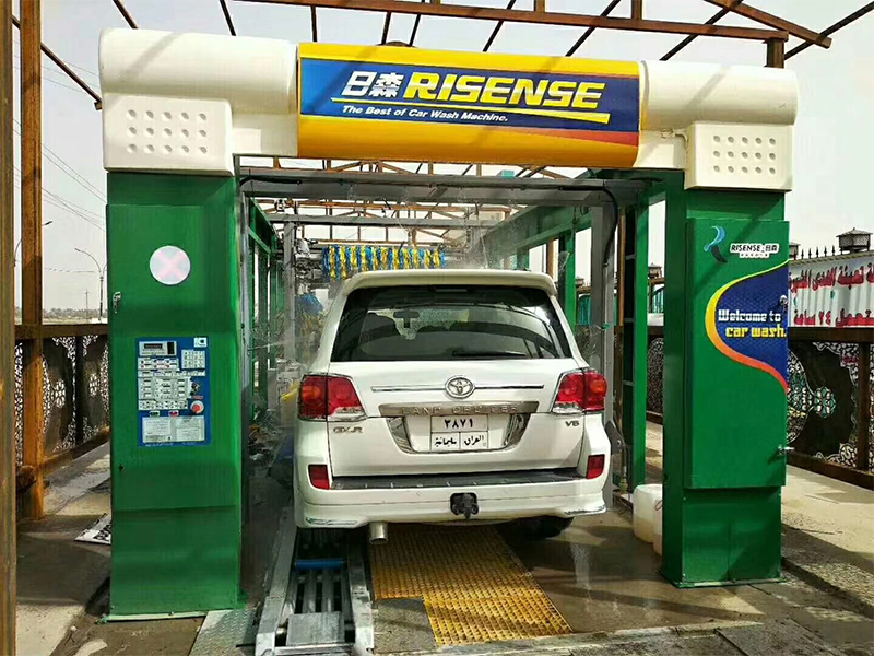 Tunnel car wash machine CC-695