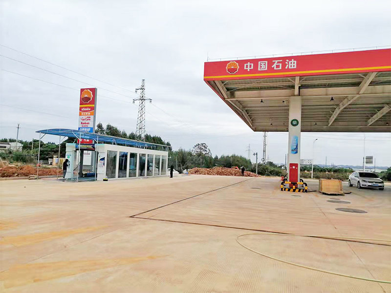 جهاز غسيل السيارات التلقائي النفقي موديل : سي سي -695